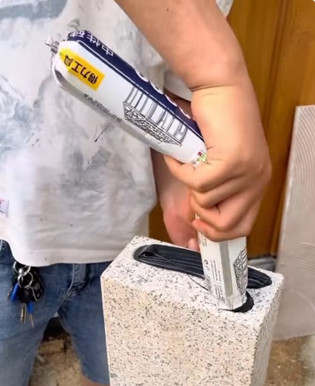 Silicone sealant waterproof